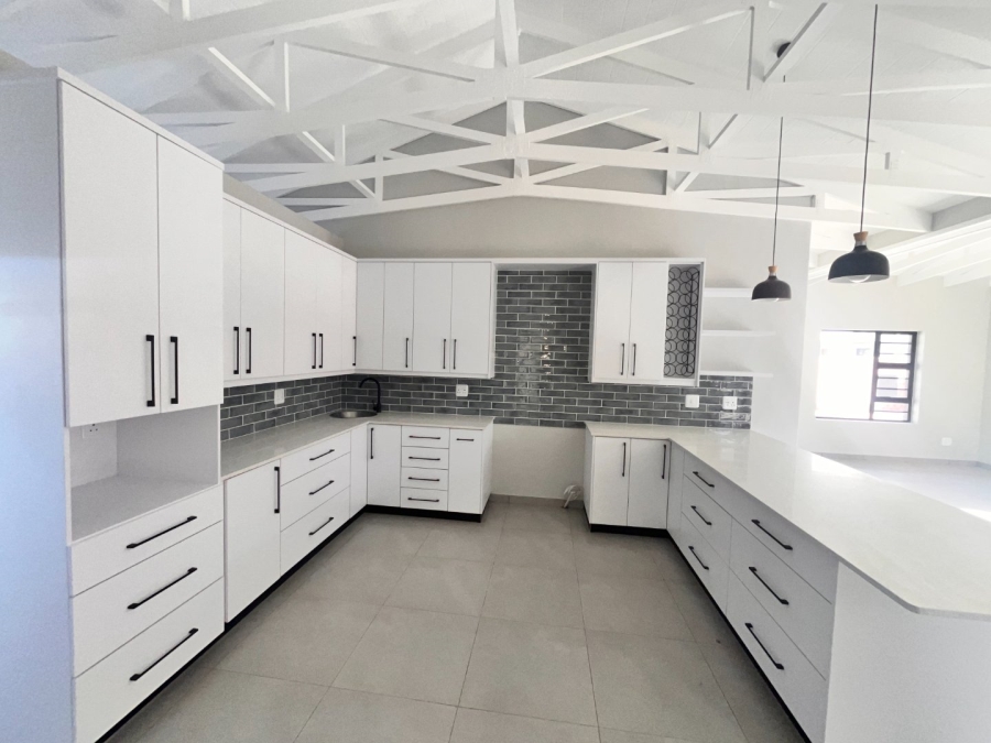 3 Bedroom Property for Sale in Fountains Estate Eastern Cape